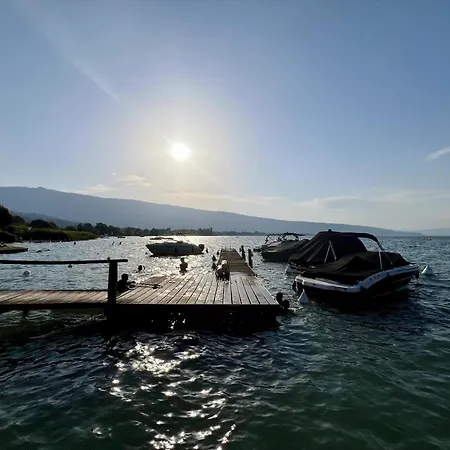 La Baie Des Voiles Vue Et Montagne *